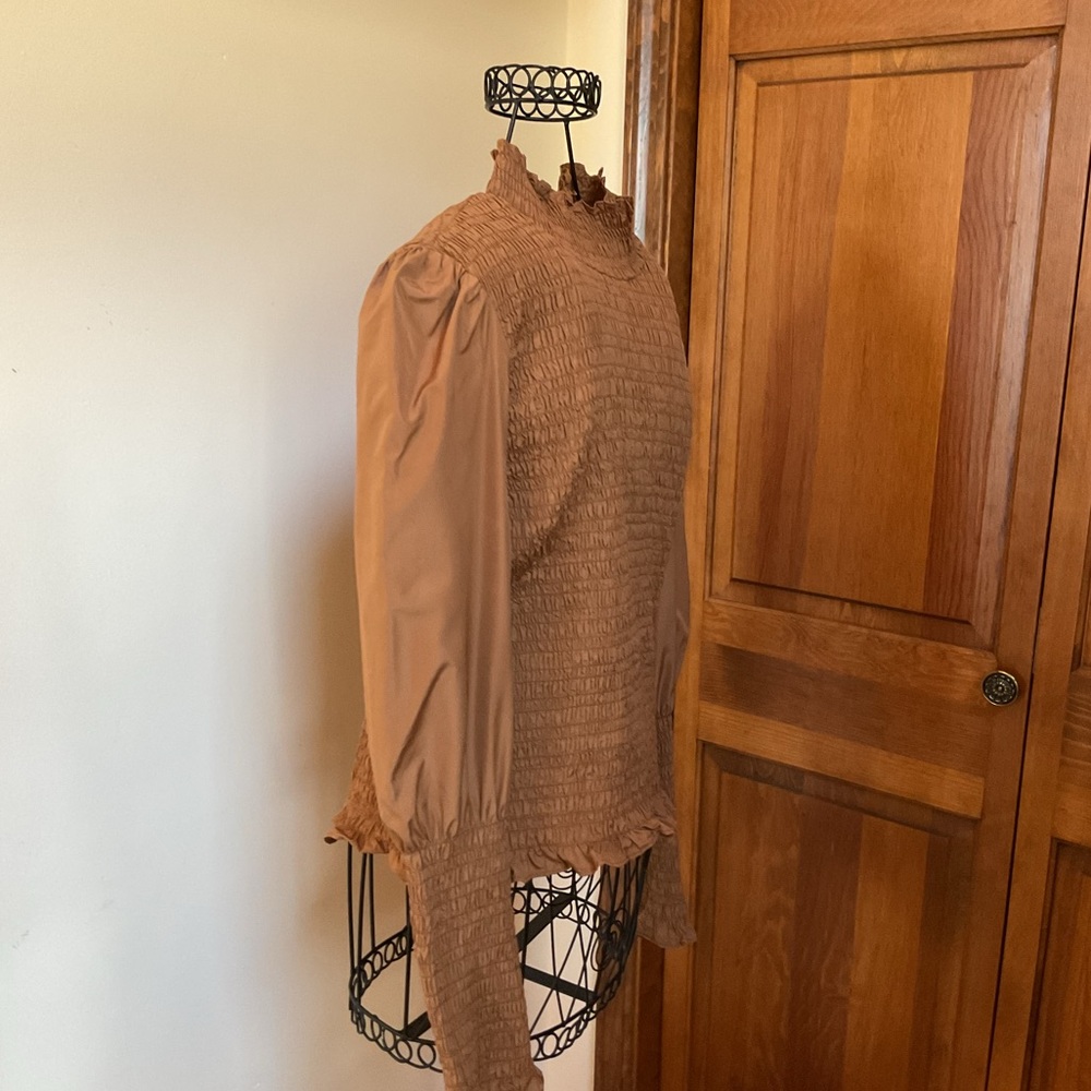 Veronica Beard Elsmere Smocked High-Neck Blouse sz 4 - Picture 4 of 6